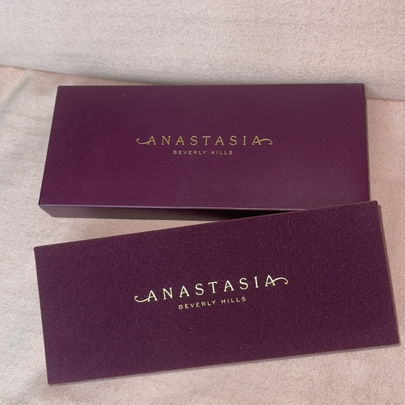 Anastasia Beverly Hills Fall Romance Eyeshadow Palette-NIB - Picture 8 of 10